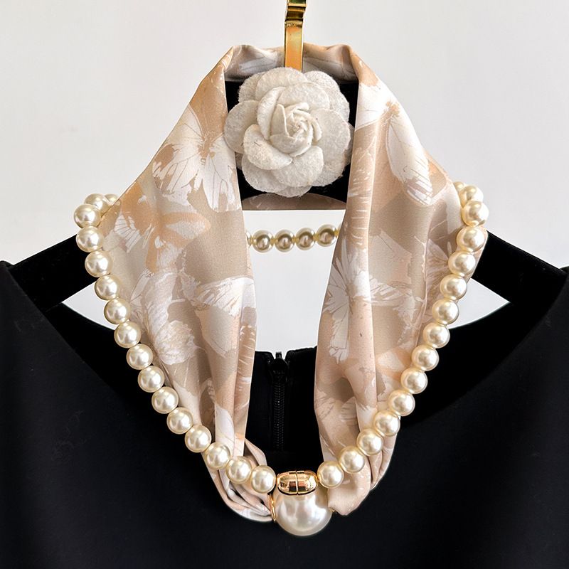 Green leaf pattern 2-in-1 Magnetic Pearl Scarf & Necklace Set - Floral Print view 2