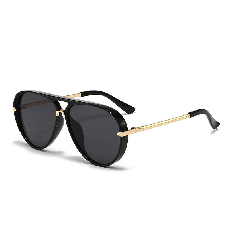 Black Retro Aviator Sunglasses with UV Protection – Oversized PC + Metal Frame