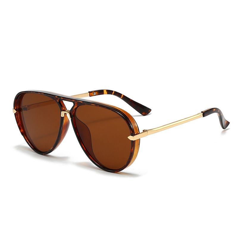 Brown Retro Aviator Sunglasses with UV Protection – Oversized PC + Metal Frame