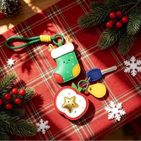 2-Piece Christmas stockings Shaped PU Leather Keychains – Cute Holiday Bag view 7