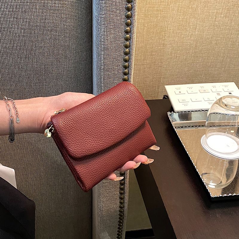 Claret Women's Compact Lychee Grain Wallet – PU Leather Foldable Card Holder