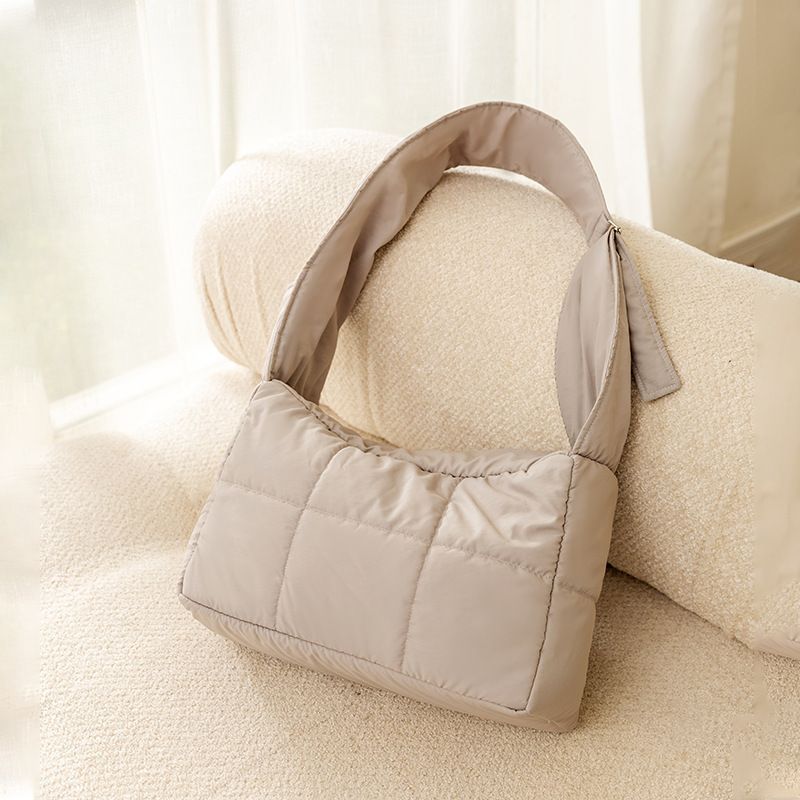 Light Grey Foldable Insulated Quilted Pet Shoulder Bag with Adjustable Peep
