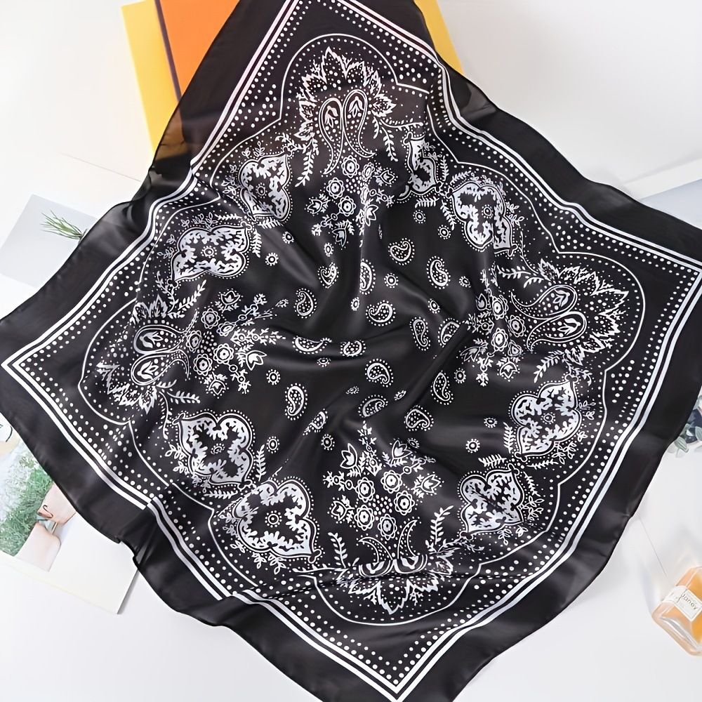 Black and white Women's 70cm Square Scarf - Bohemian Paisley & Vintage Print