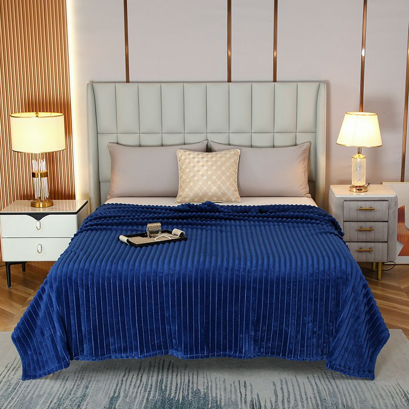 150*200cm Blue Solid Colour Flannel Throw Blanket - Thick Double-Sided Fleece