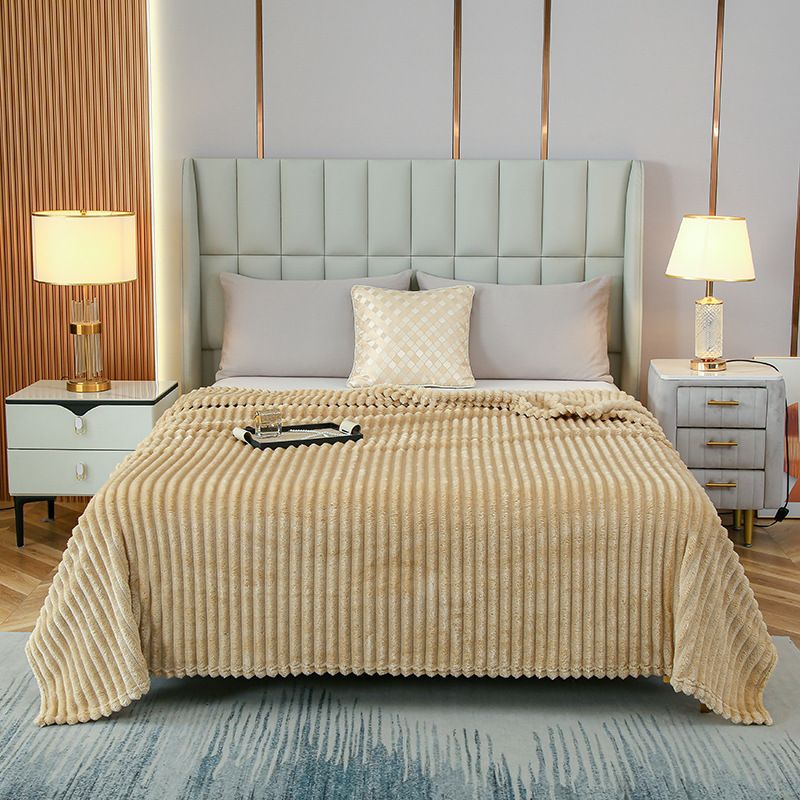 200*230cm Light tan Solid Colour Flannel Throw Blanket - Thick Double-Sided