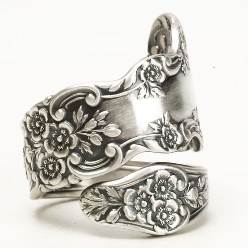 Vintage Camellia Wrap Spoon Ring with Jewelry Box