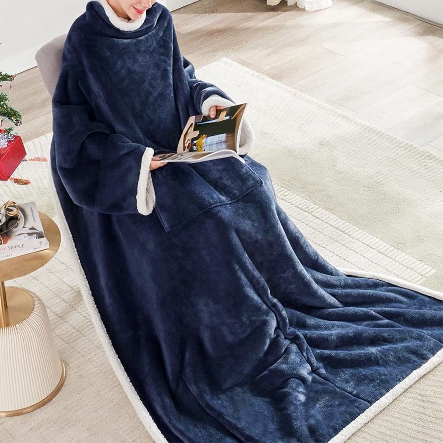 Blue 180 x 120CM Extra Large Wearable Wrap Blanket with Sleeves and Large Pocket view 2