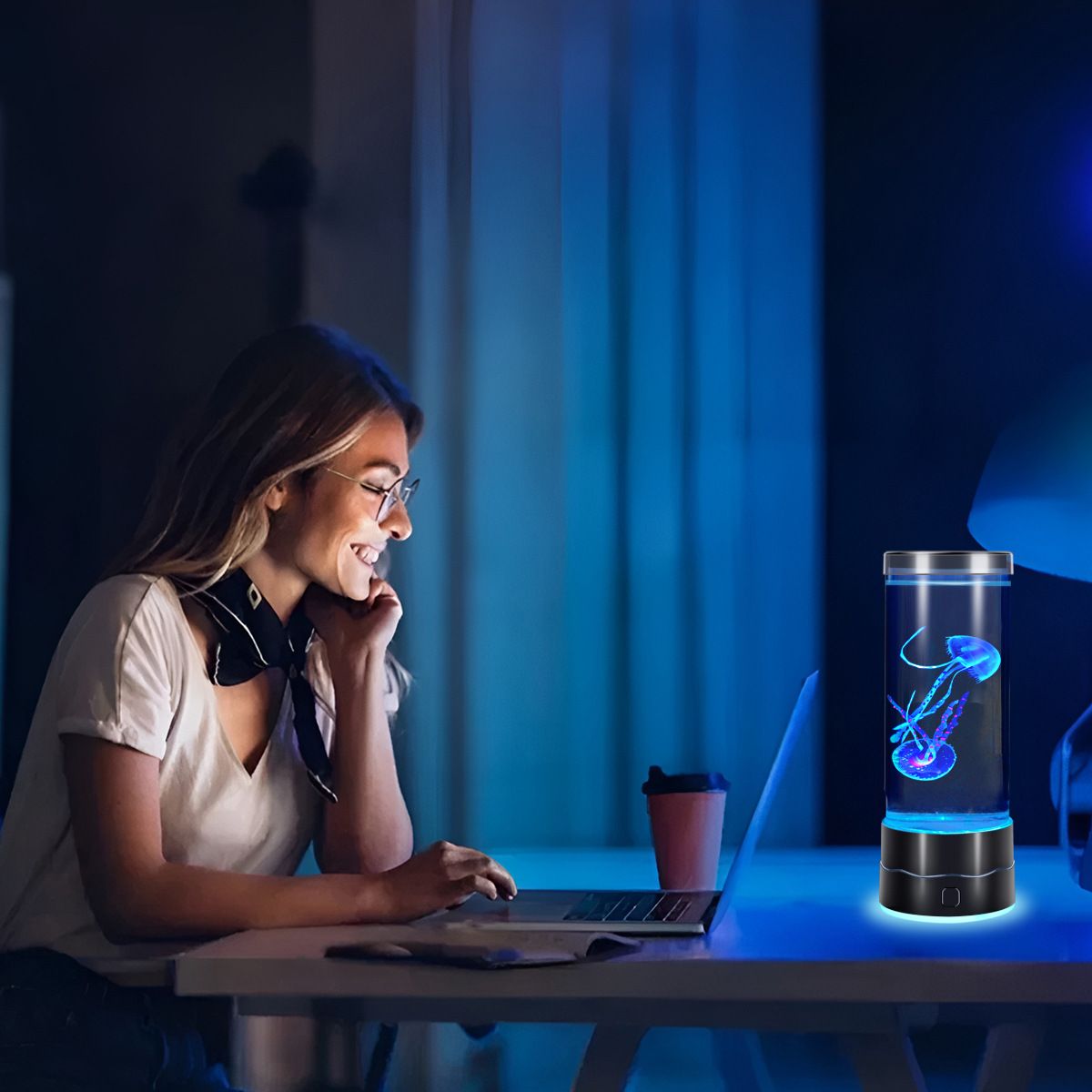 USB-C Powered Bionic Jellyfish LED Night Light with Dual Mode Touch Control view 5