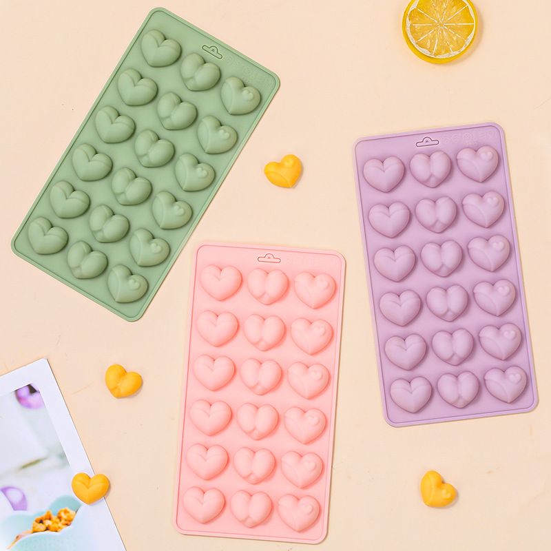 2-Pack Green 18 Cavity Heart Chocolate Flexible Silicone Nonstick Mould with 3 view 4