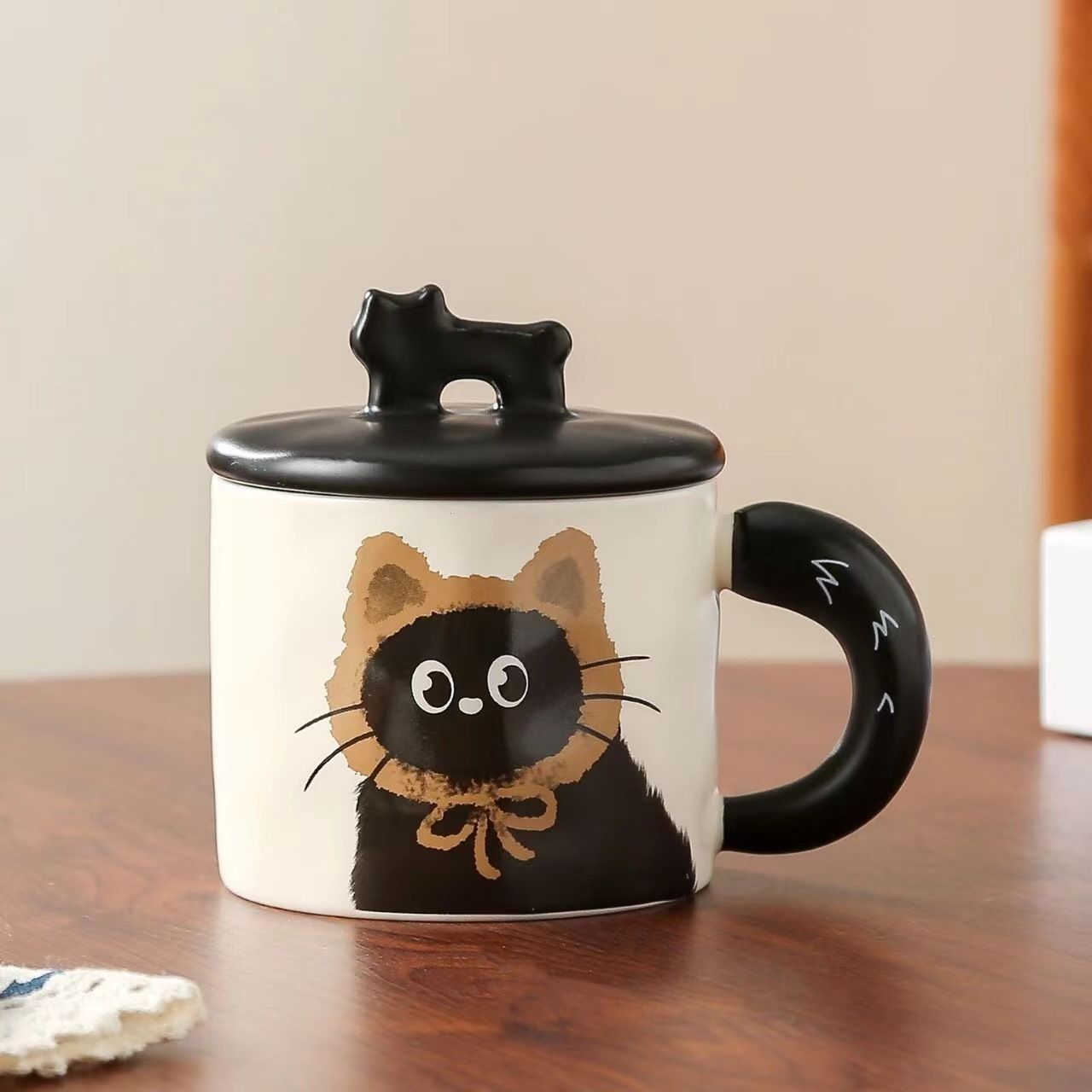 Brown Cute Cat Ceramic Mug with Lid 360ml