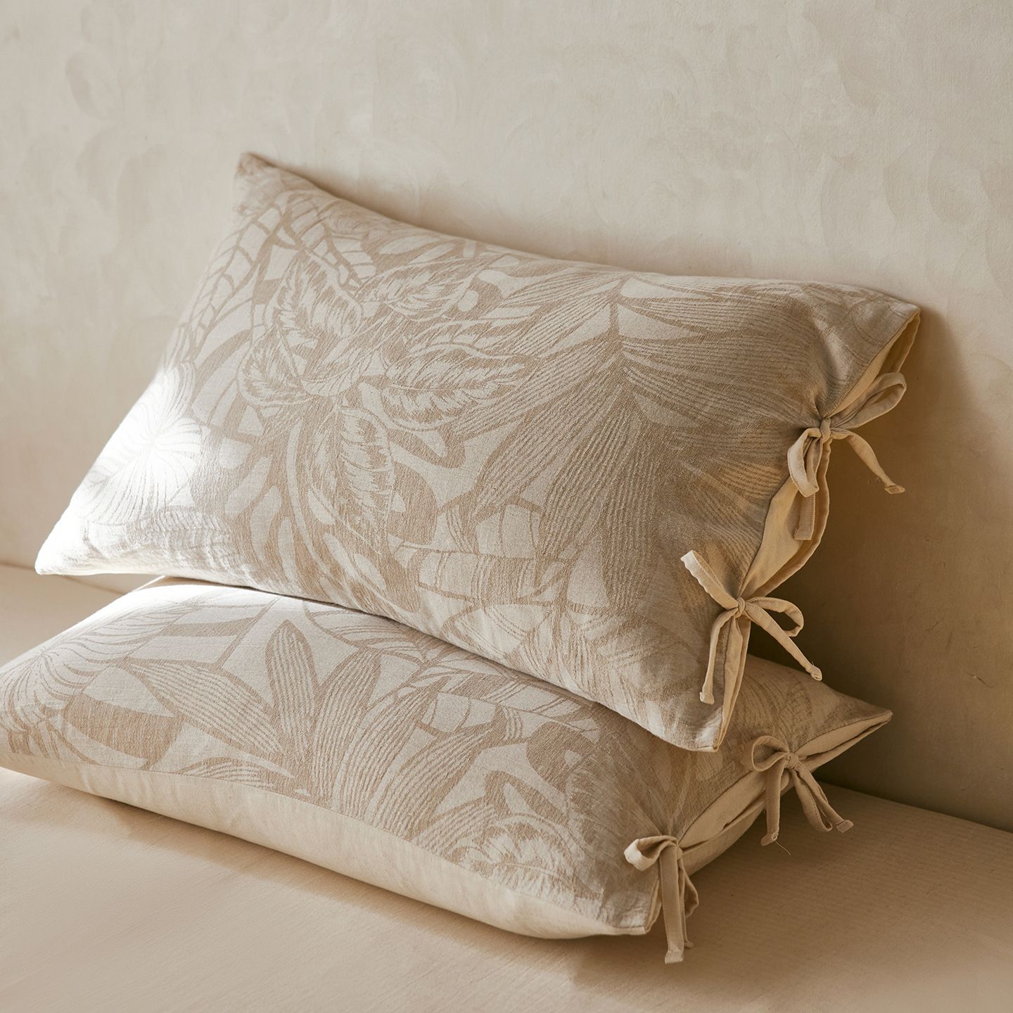 Linen Cotton Pillowcase Pair with Tie Closure Floral Pillow Covers 48x74cm