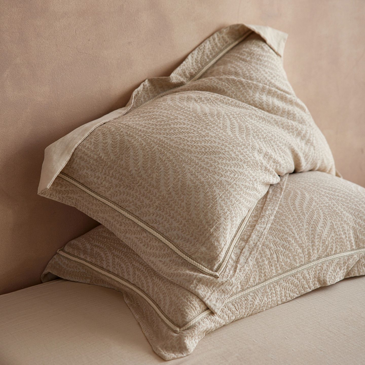 Floral Linen Style Pillowcase Set - 2 Piece Pillow Covers 48 x 74 cm - Wide