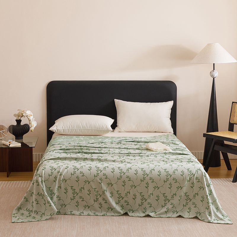 Green Bamboo Fibre Summer Blanket - Vine Pattern Cooling Throw Blanket