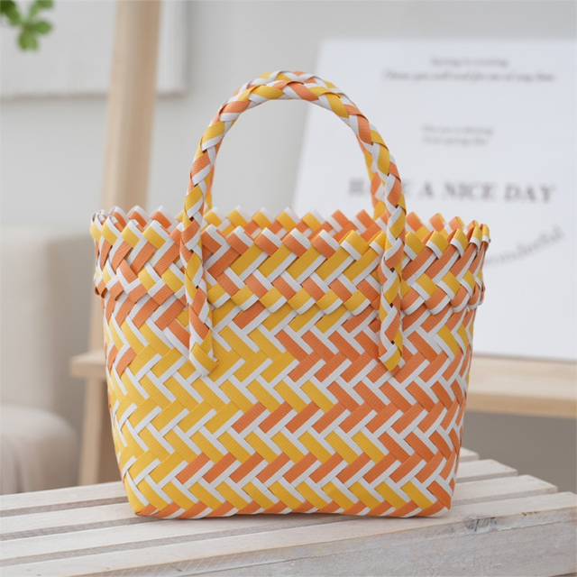 Handwoven Fresh PP Tote Bag with Upright Square Structure & Flower Deco