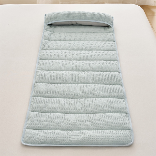 2-in-1 Blue Adjustable Travel Towel Pillow Integeatd 60 x 140CM Foldable view 7