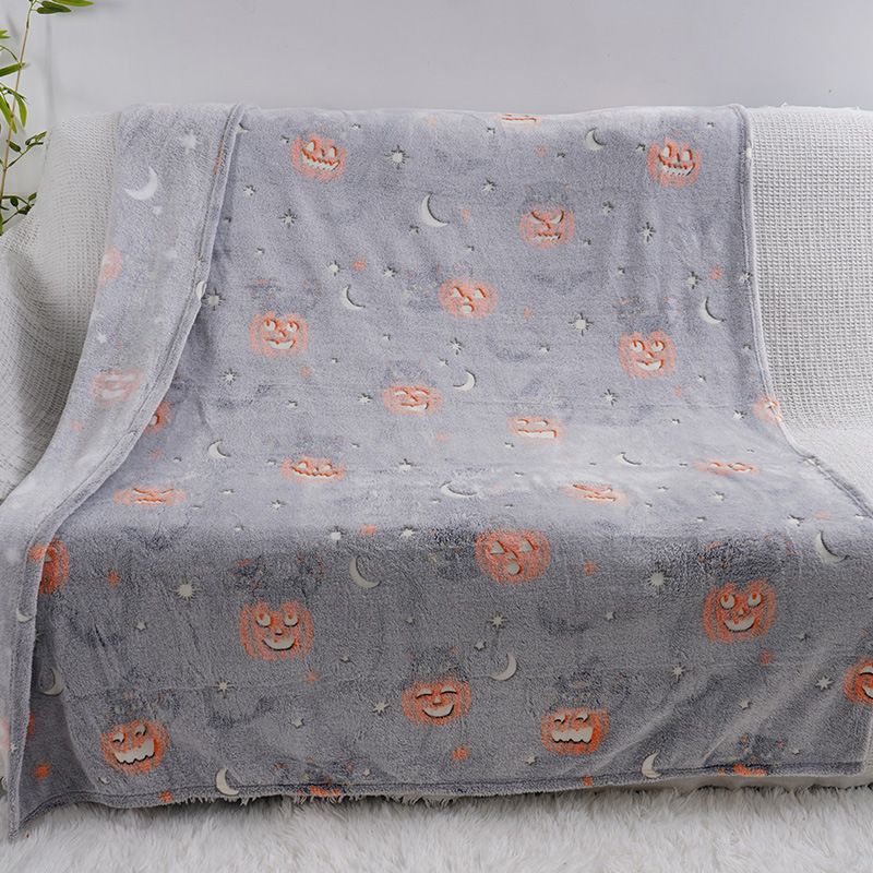 Glow in the Dark Flannel Blanket with Playful Hallowen Pumpkin (S126