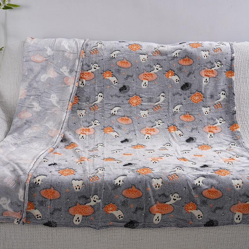 Glow in the Dark Flannel Blanket with Playful Hallowen Pumpkin (S135