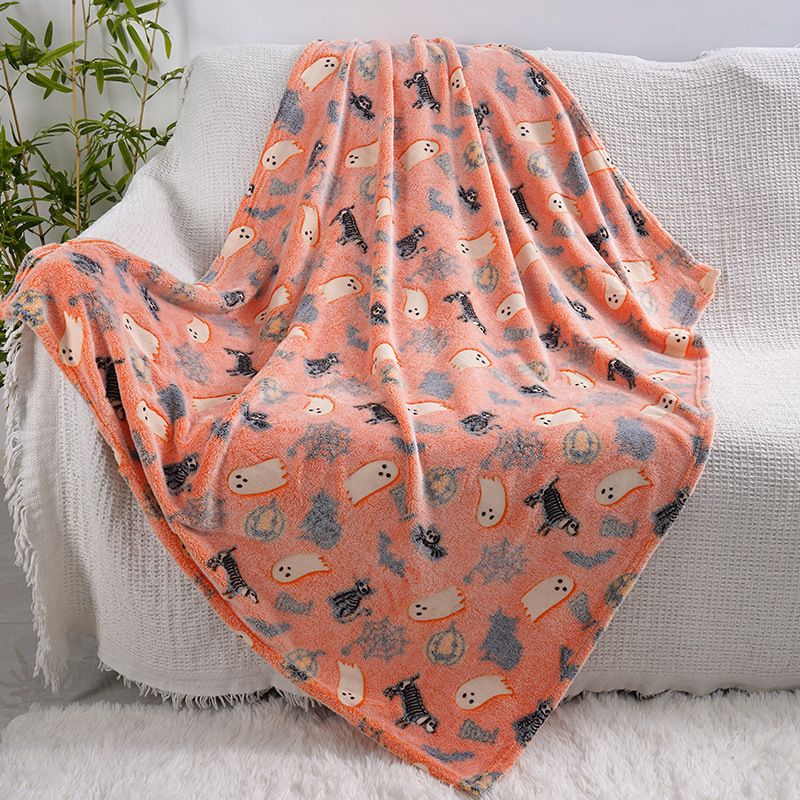 Glow in the Dark Flannel Blanket with Playful Hallowen Pumpkin (S127