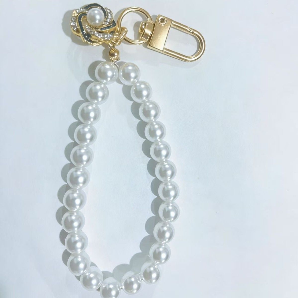 Pearl Beaded Bracelet / Keychain / Bag Charm with Elegant Flower Stamen