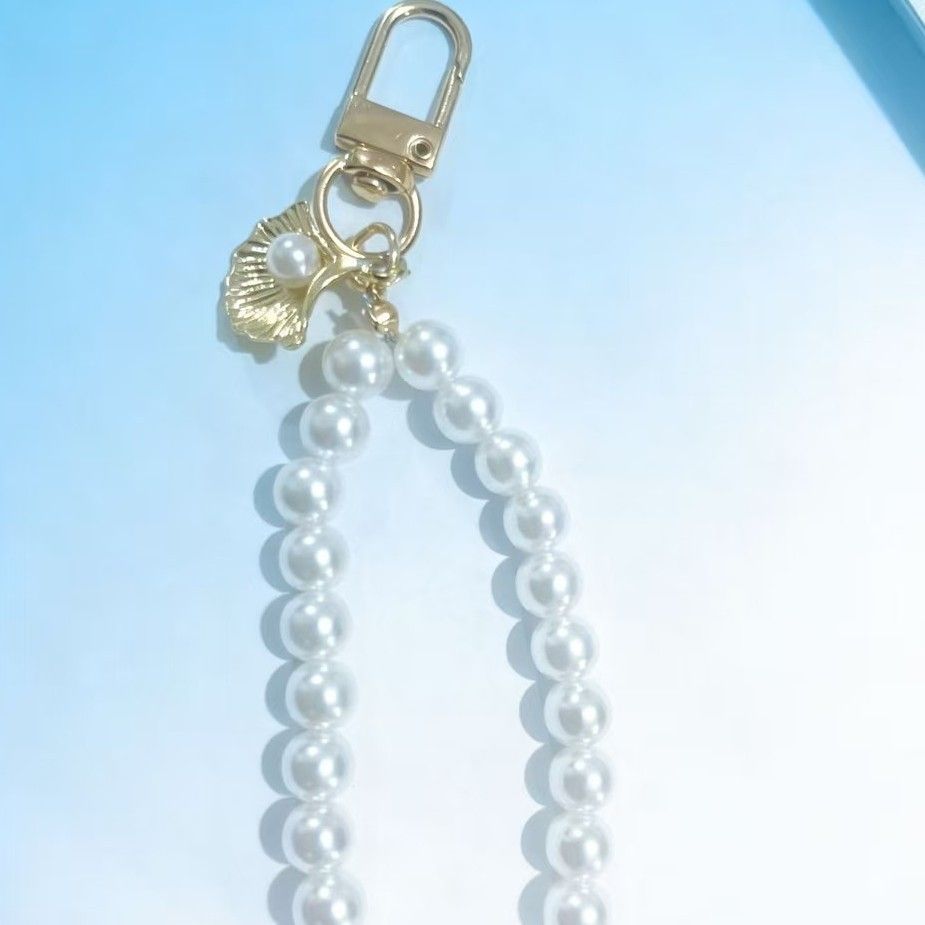 Pearl Beaded Bracelet / Keychain / Bag Charm with Elegant Alloy Shell Pendant