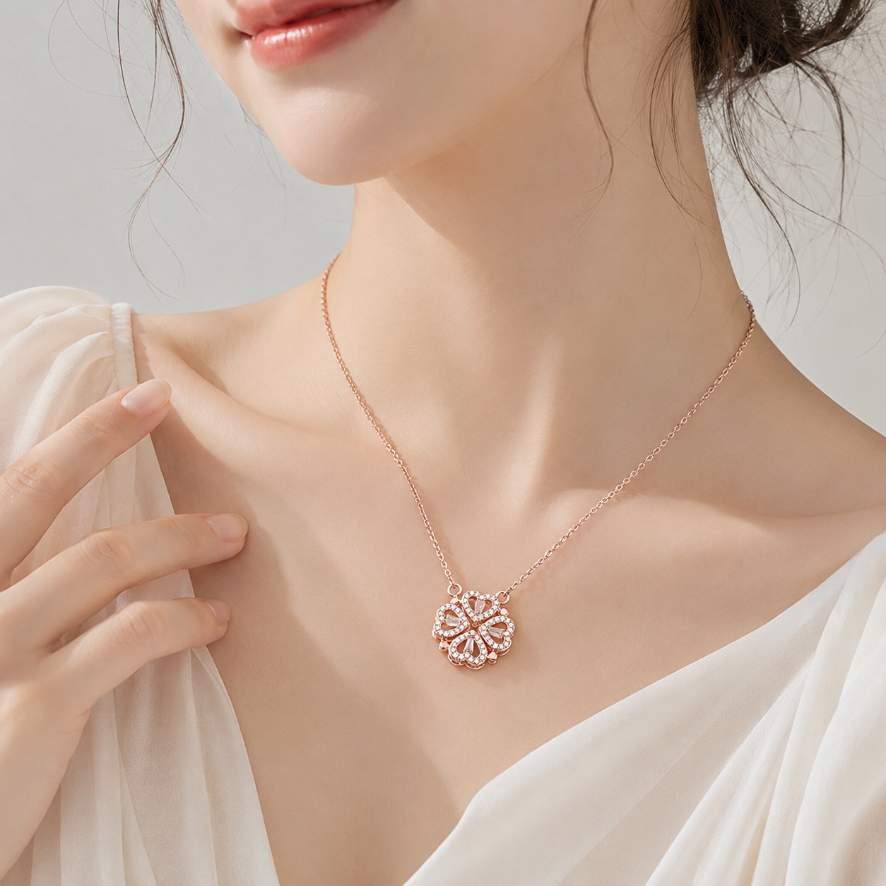 Rose golden Four Leaf Clover Necklace - Plated Copper with Zirconia view 4