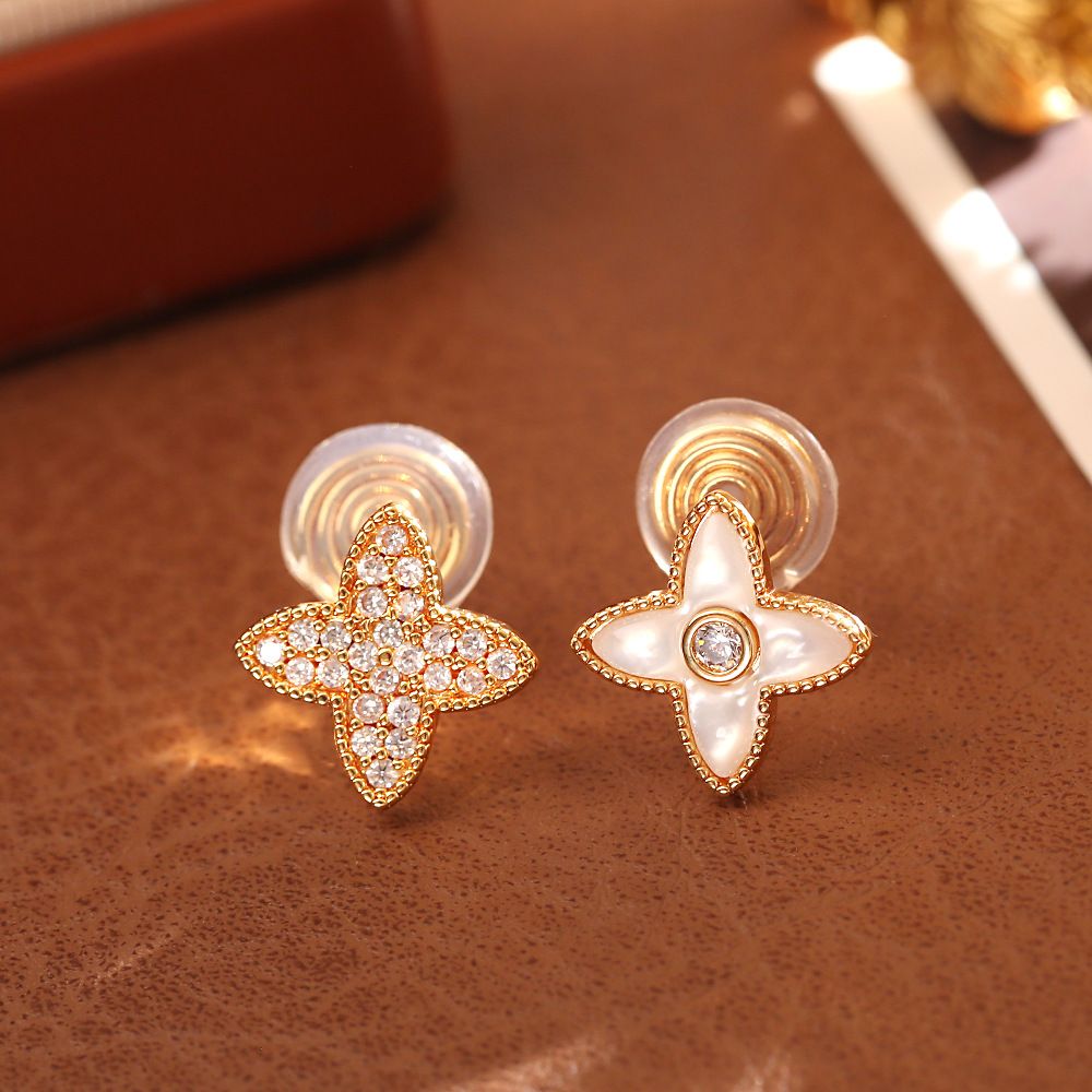 Four Leaf Clover Stud Ear clips - 14mm Gold Tone White Mother of Pearl and