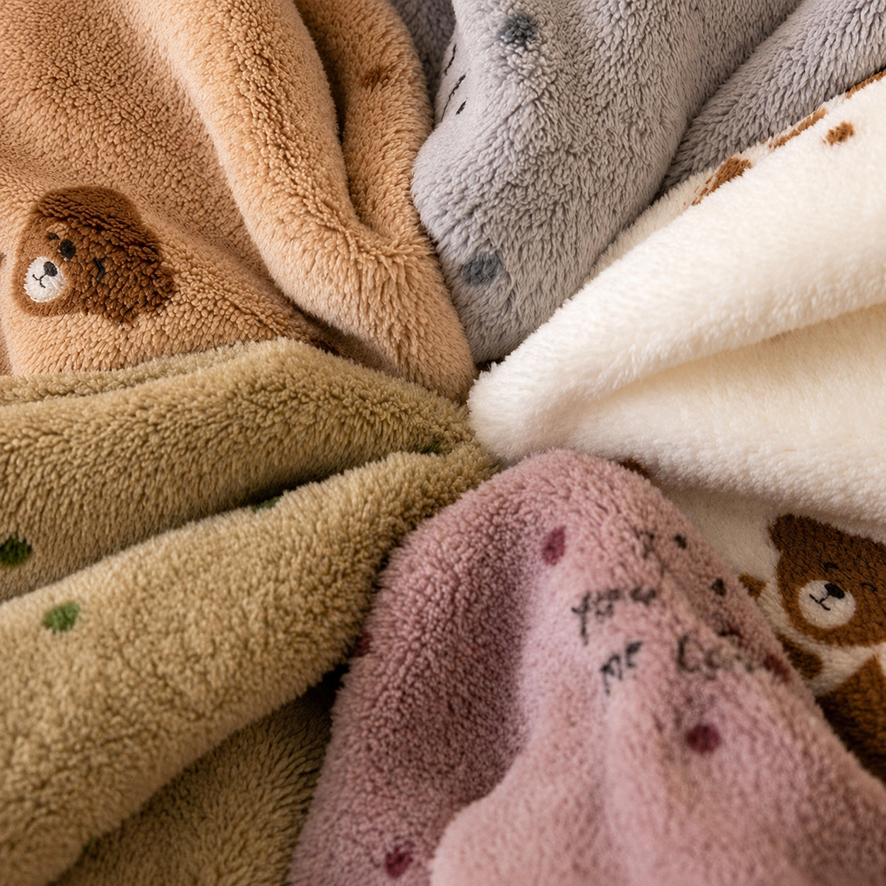 Brown 5-Piece Soft Absorbent Towel Set - Bear Print Face and Bath Towels with view 5
